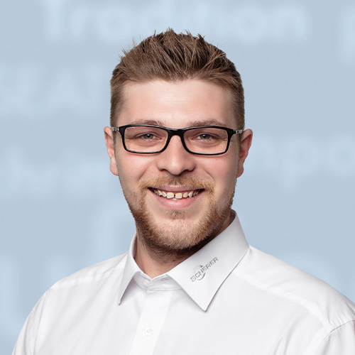 Niklas Mang